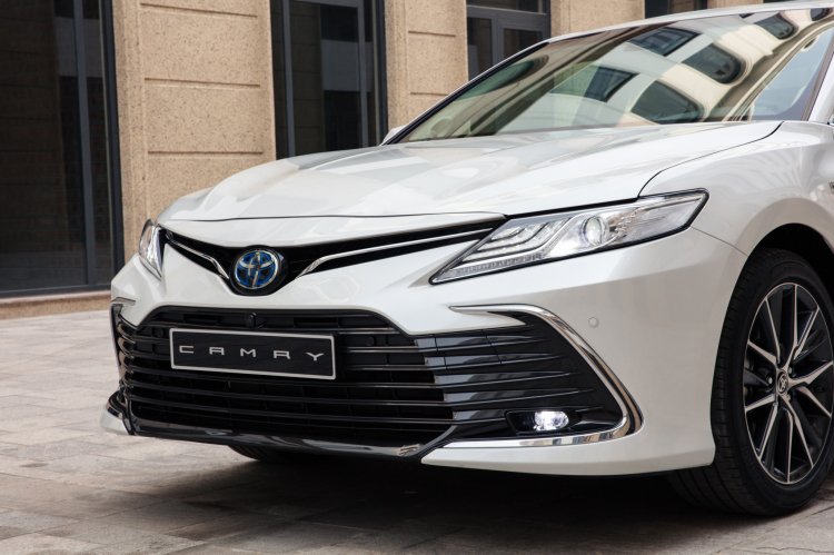 cản trước toyota Camry 2023