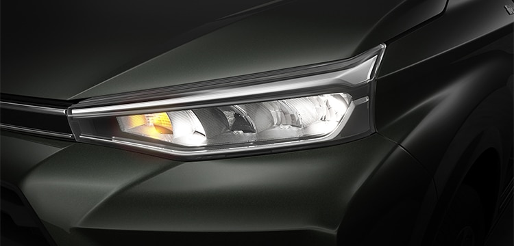 cụm đèn trước toyota Avanza 2023