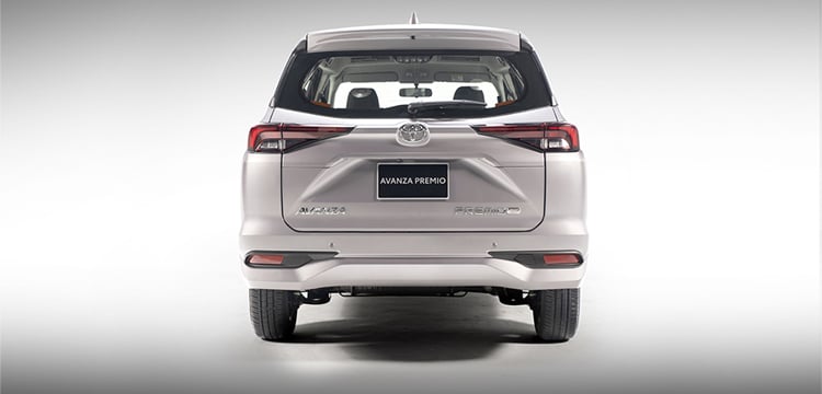 đuôi xe toyota Avanza 2023
